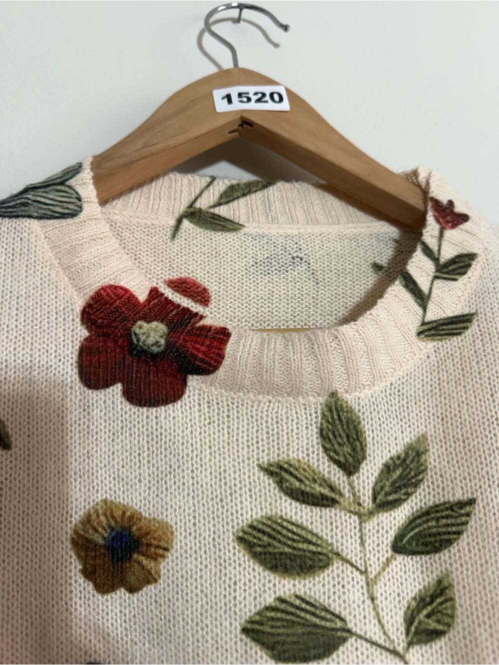 Cream Botanical Insect Print Oversized Sweater Floral Butterfly Bee M-XL - Picture 5 of 7